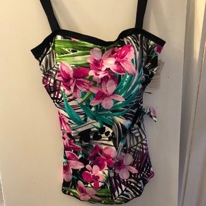 Maxine of Hollywood Women’s One Piece Swimsuit